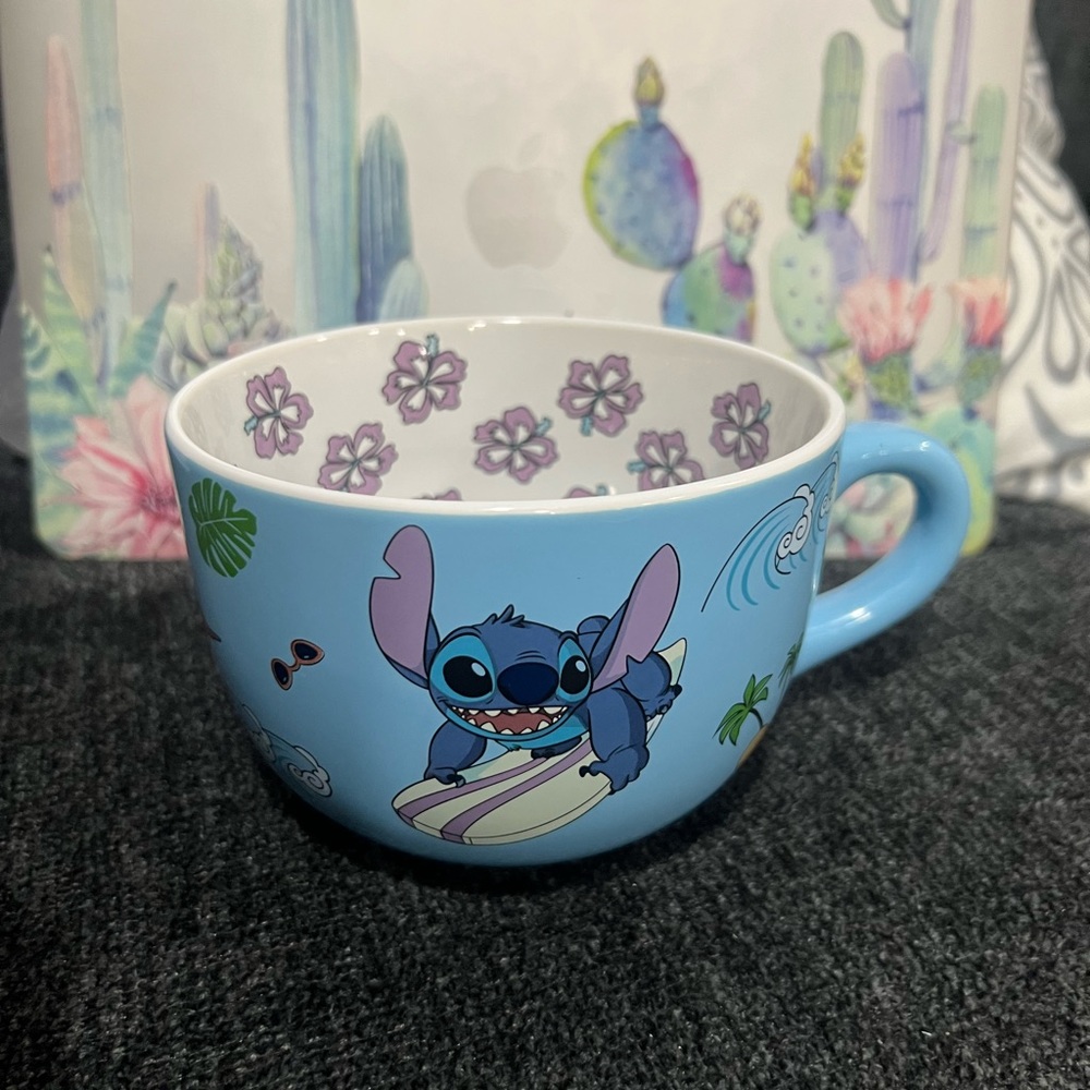 Disney. OS. Blue